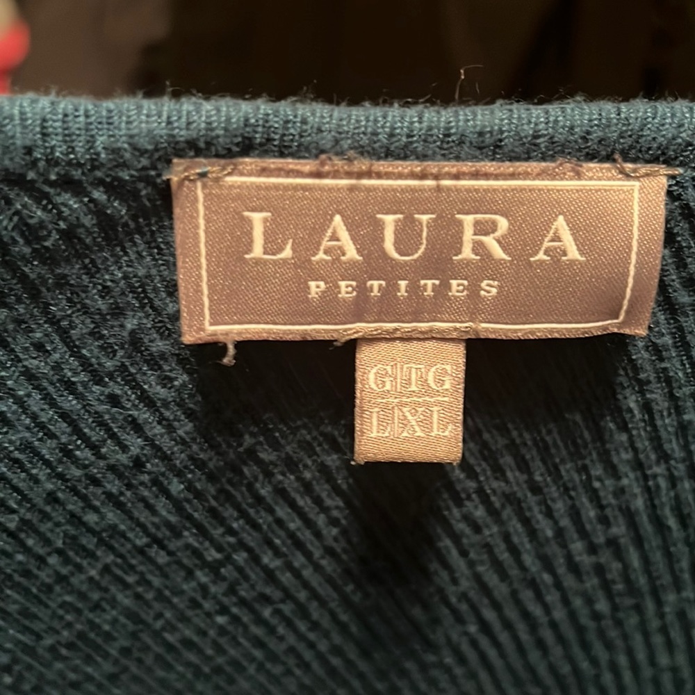 Laura Petite Ponch